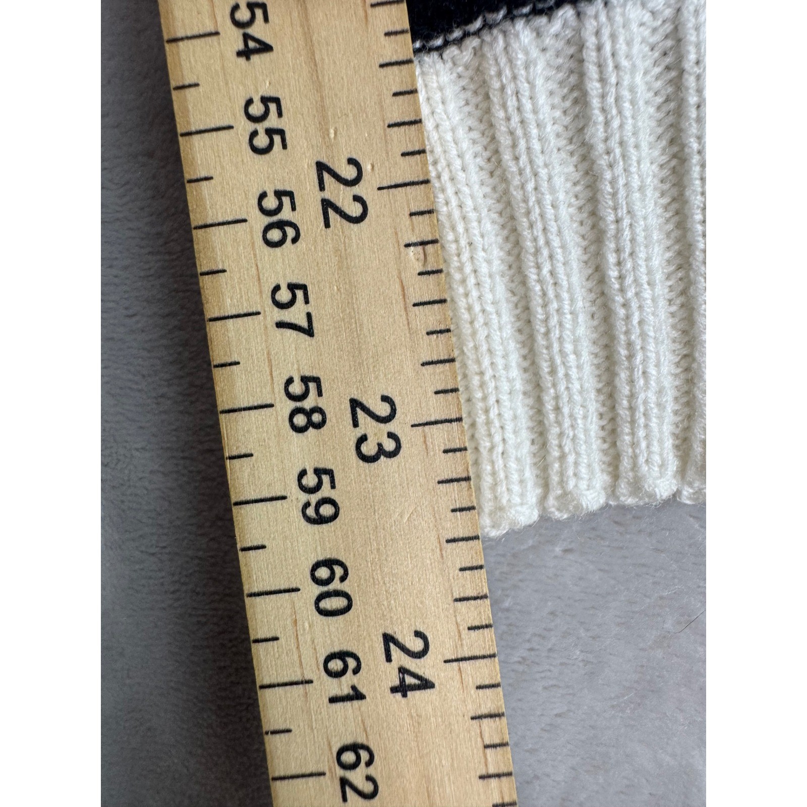 Vintage Brunny White Striped Diamond Knit Sweater Vest Sleeveless Crew Neck USA
