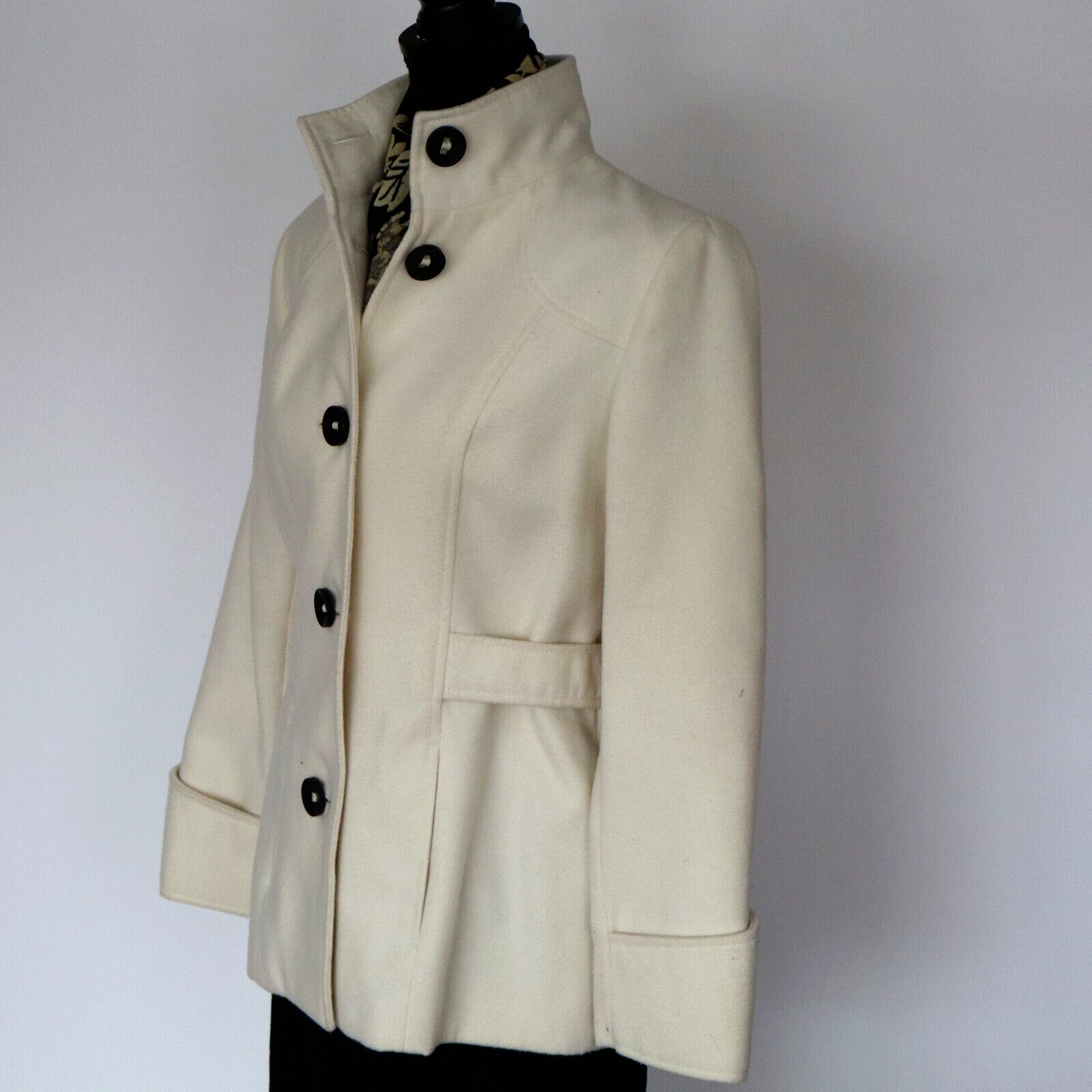 Vintage Chico&rsquo;s Jacket Coat Winter White w Black Buttons Size 1 Medium
