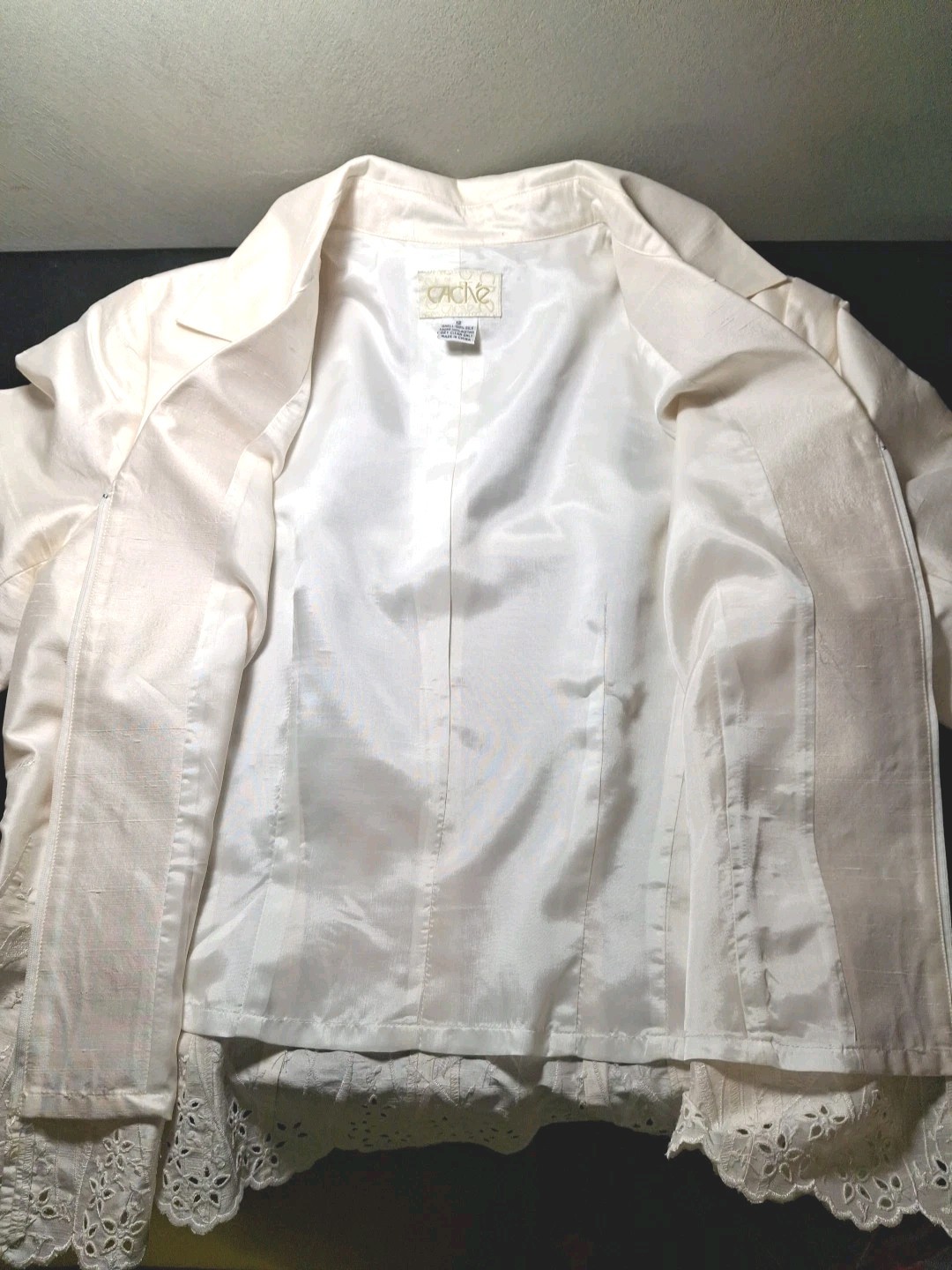 VTG Cachet Ivory 100% Silk Embroidered Evening Jacket Sz 12 Zip Front 3/4 Sleeve