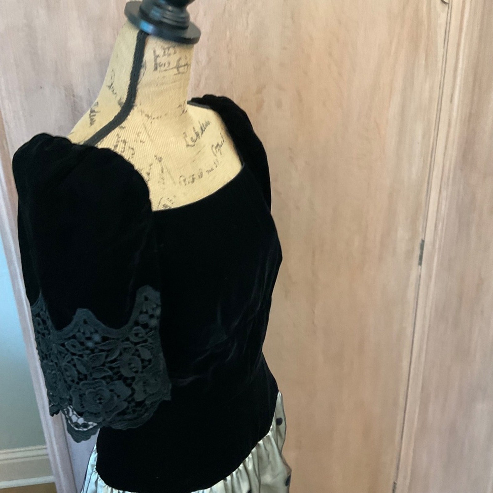 Rare VTG William Pearson 80’s Black Velvet Lace Puff Sleeve Formal Gown Sz 12