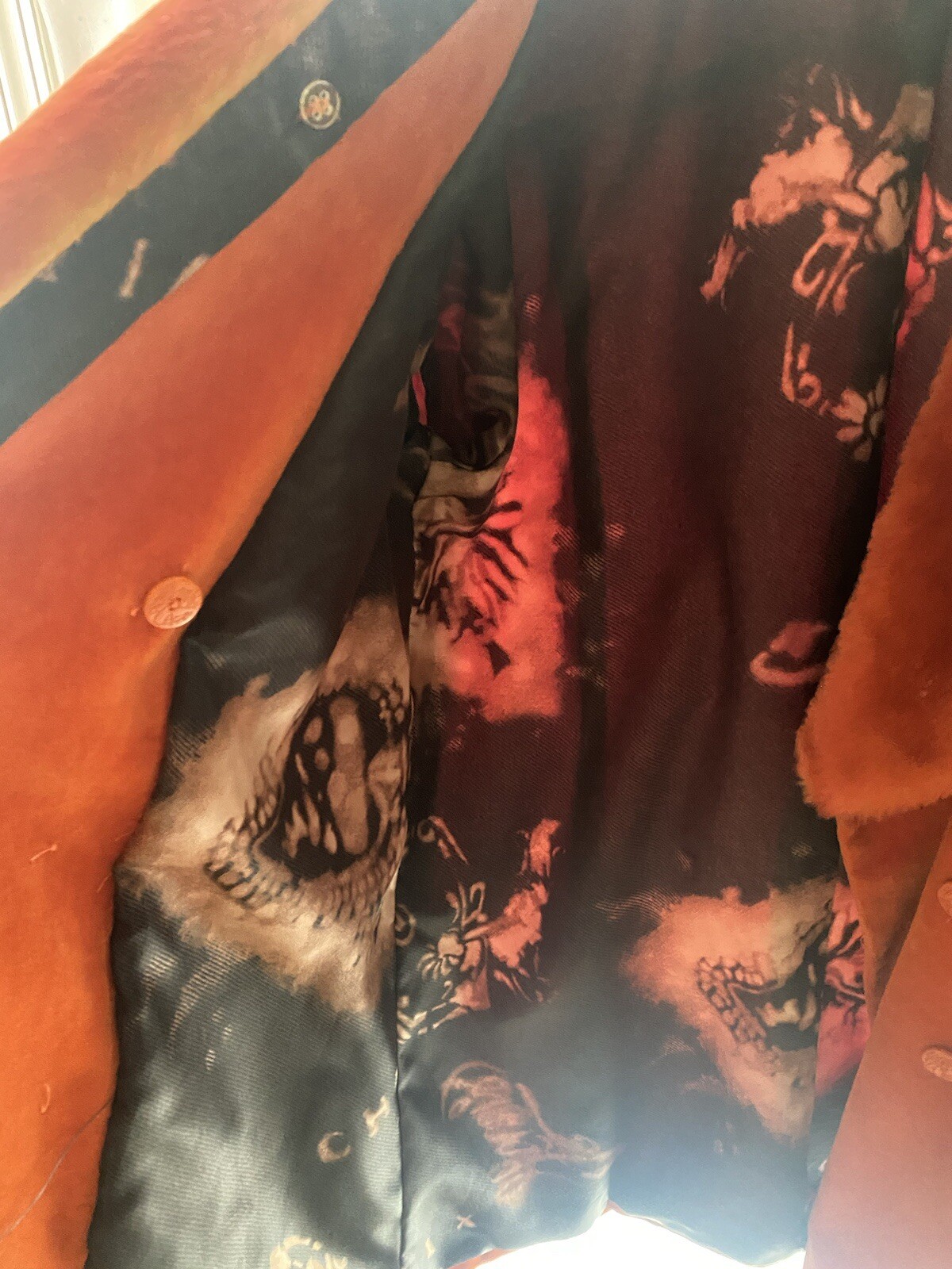 Jeans de Christian LaCroix Crushed Velvet Blazer with Removable Faux Fur Collar