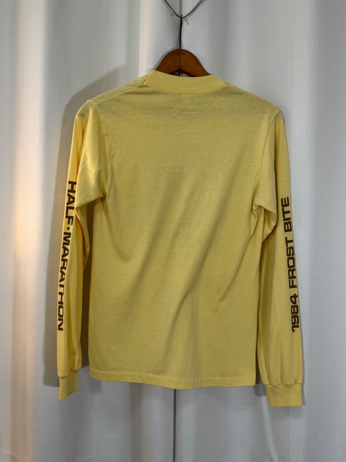 VTG 80s Graphic Tee long sleeve single stitch yellow Screen Stars Running 1984