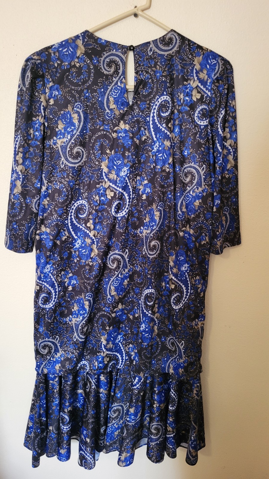 Vintage Risa Ann NY Blue Paisley Pleated Party Dress 14.5 Key Hole Back 80s 90s