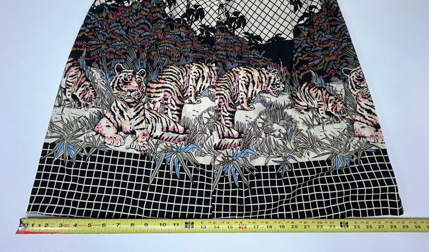 Vintage 80-90s Button Zipper Pleaded Midi Skirt Resting Tigers Print