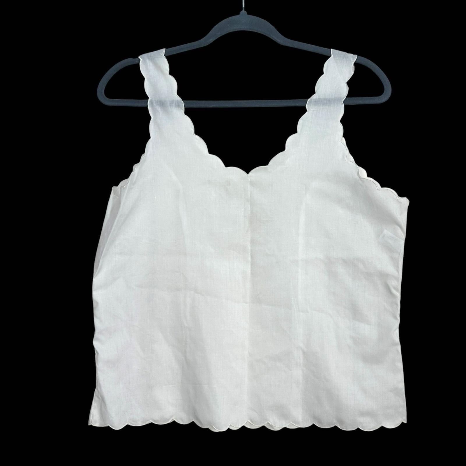 Vintage White Cotton Floral Embroidered Scalloped Camisole Tank Top Women