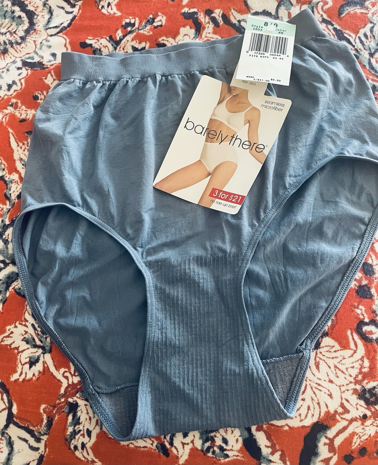 Vintage NWT Blue Barely There Seamless Microfiber Brief 8/9 Style 2803