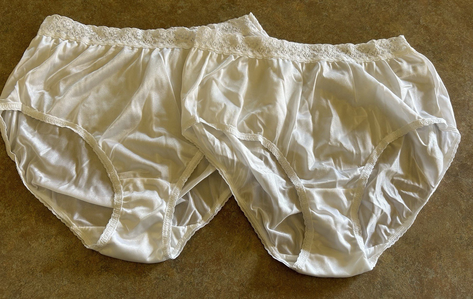 NWOT VTG 2 Pair Fruit Of the Loom Nylon Lace Top Cotton Gusset Brief Panties 7