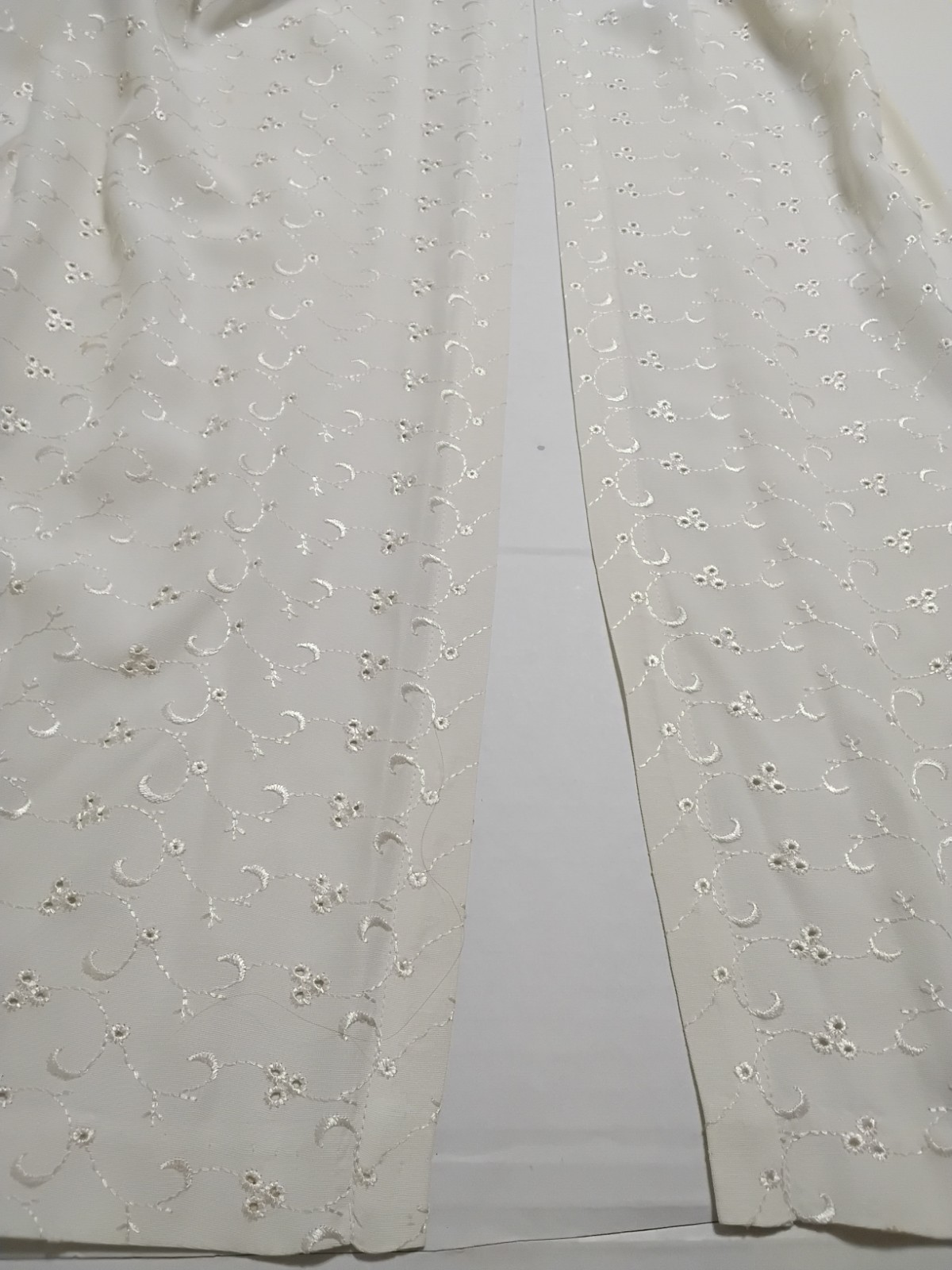 Vintage Wild Rose Cream Pant Suit Set Eyelet Duster 1990&rsquo;s