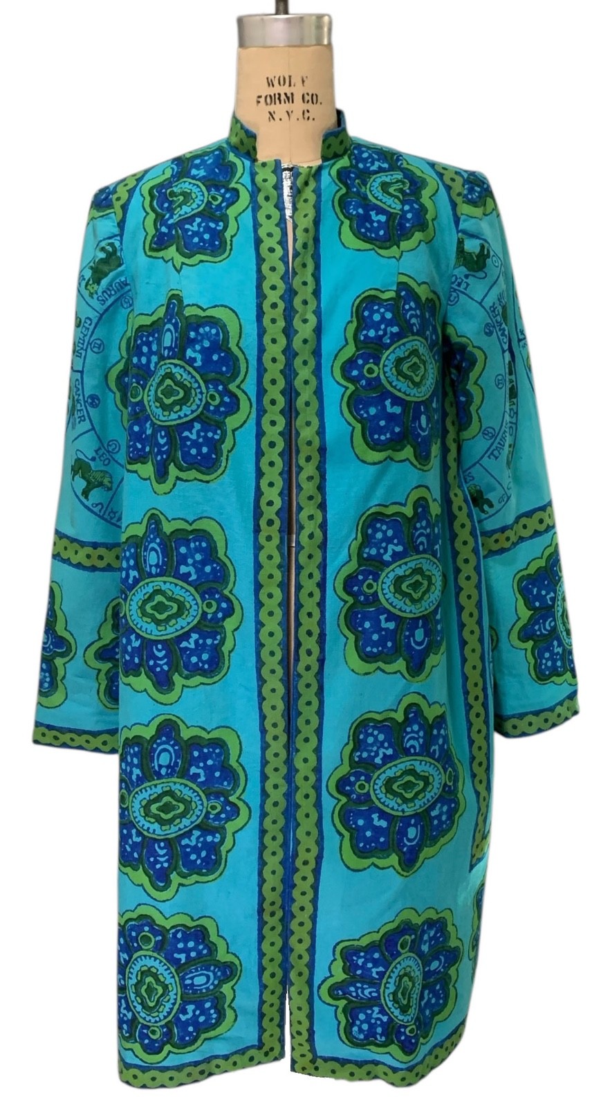 Vintage 60s Women&rsquo;s ZODIAC PRINT Open Front Cotton Coat Dress Topper – Sz M/L