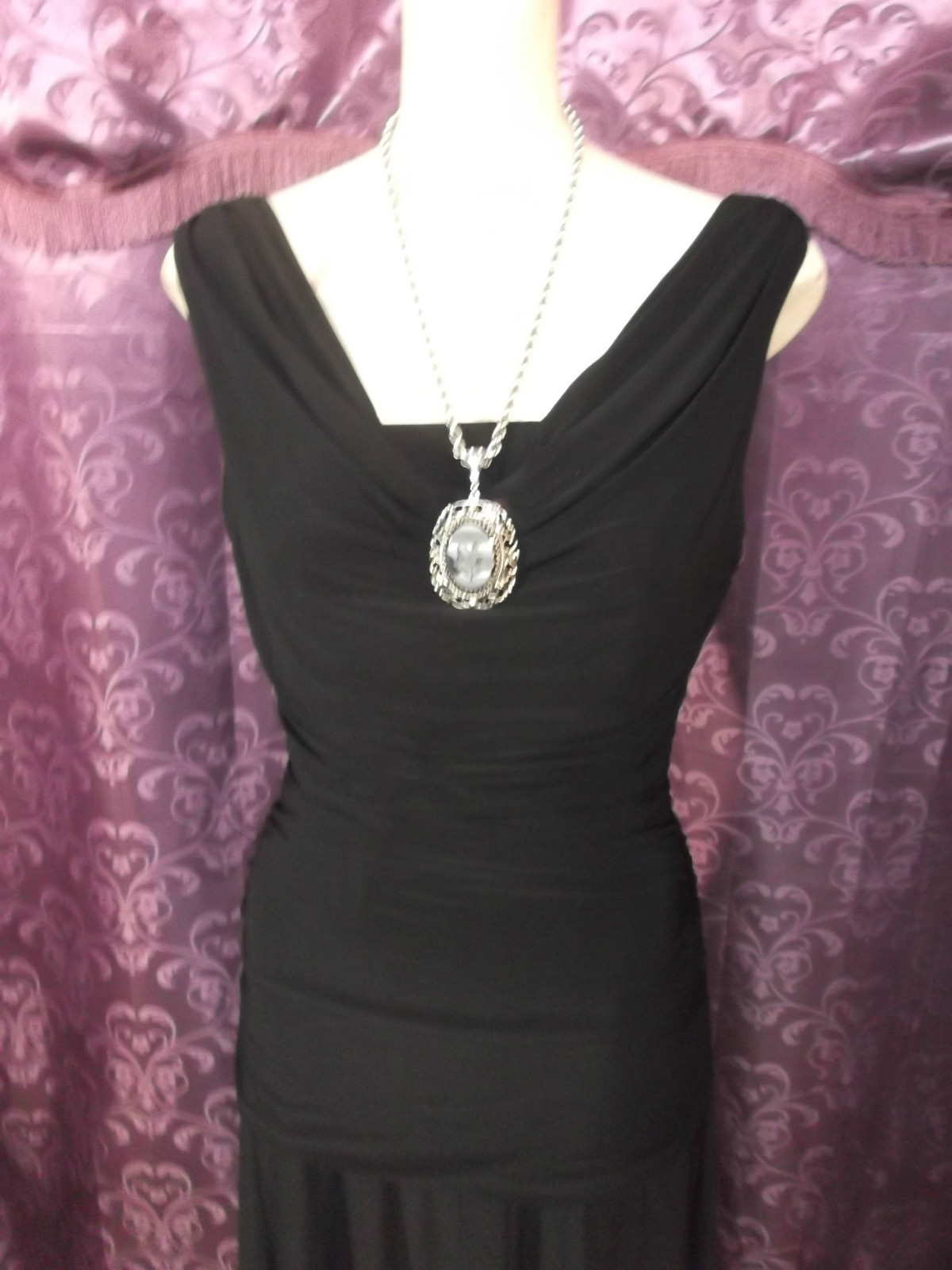 30s-40s Style Black Fitted Classic Hollywood Evening Gown w/ V Neck sz Med-Lg