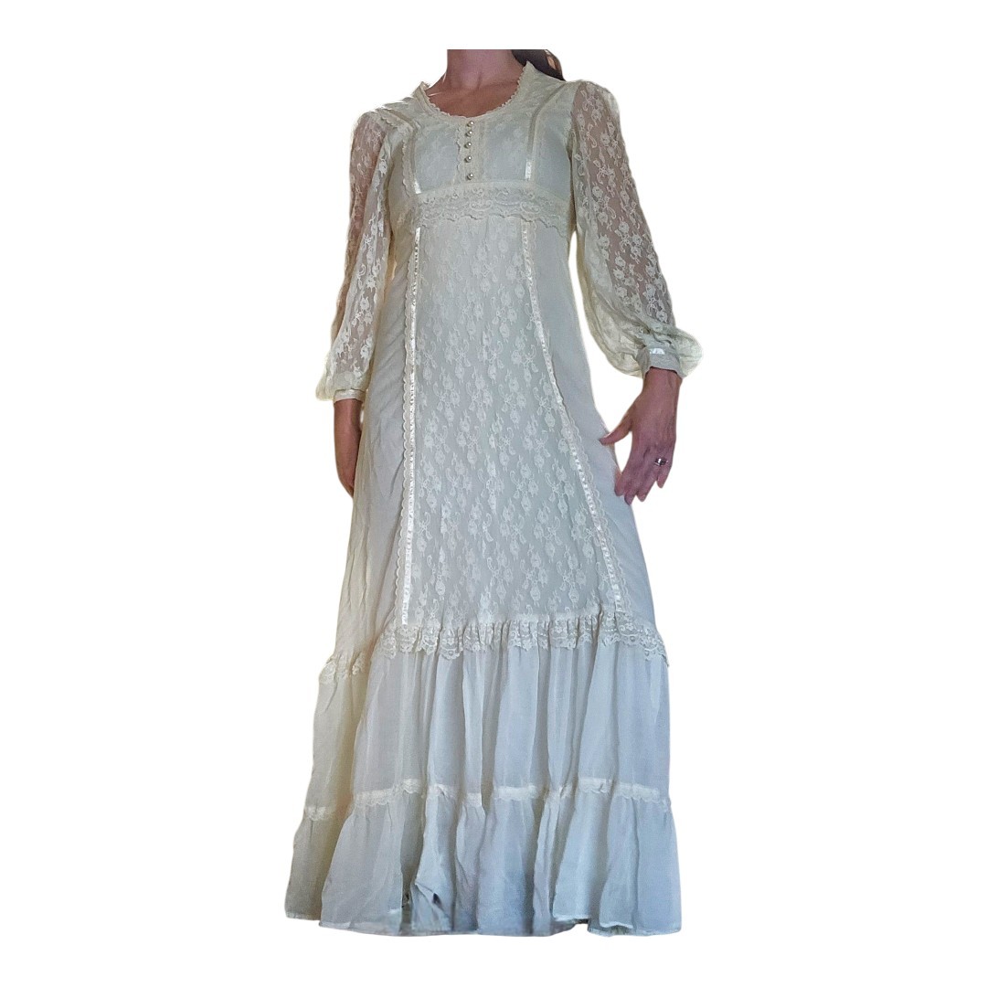 Gunne Sax Size 3 (XS) Vintage 70&rsquo;s Off White Victorian Prarie Lace Bridal Dress