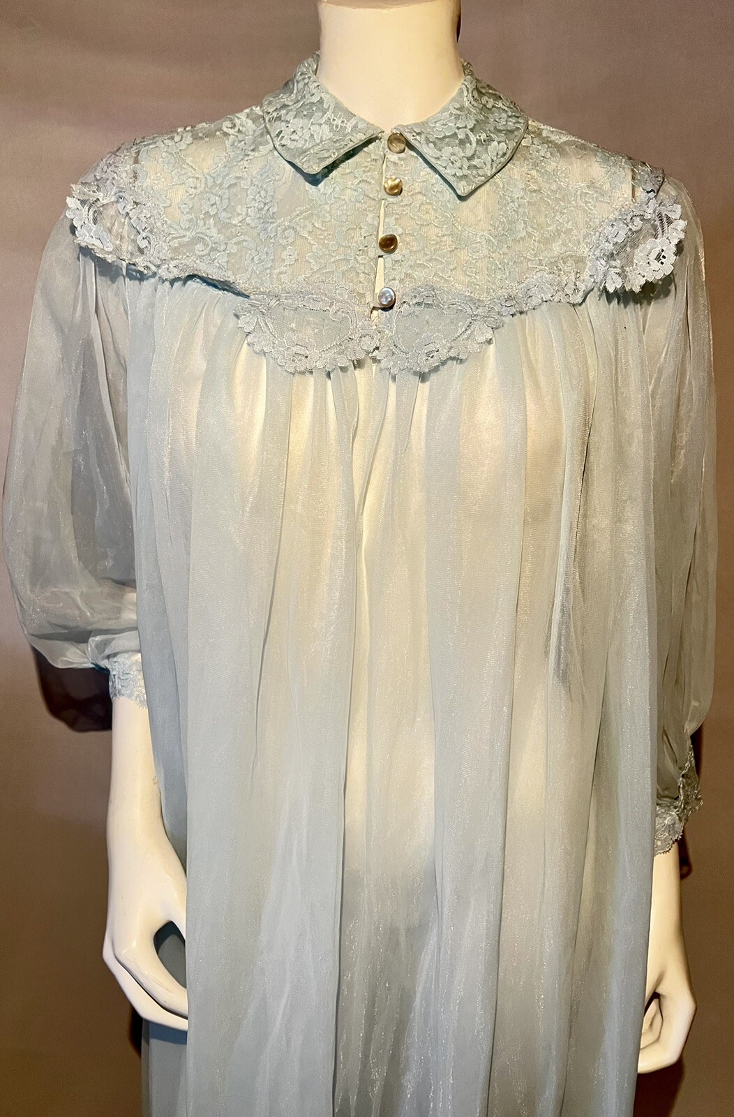 Vintage 1960s Pinehurst Light Blue Nylon Chiffon Lace Full Length Peignoir Robe