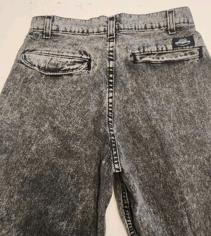 VTG Levis Silver Tab Black Acid Wash Pleated High Waist Jeans Size 27/32