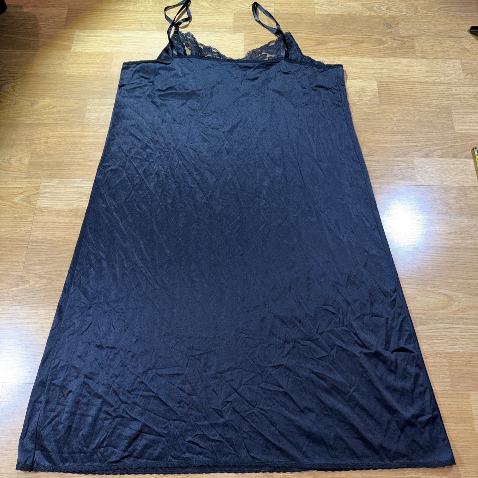 VTG Vassarette Nylon Lace Sleek Nightgown Sz Lg Sexy Black Silky