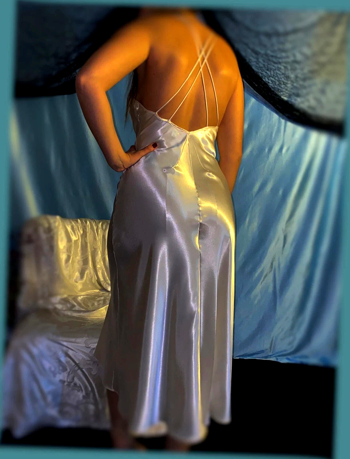 VTG Satin SHINY COQUETTE BLANC DECOLLETE NEGLIGEE FULL LONG LUX NIGHTGOWN S