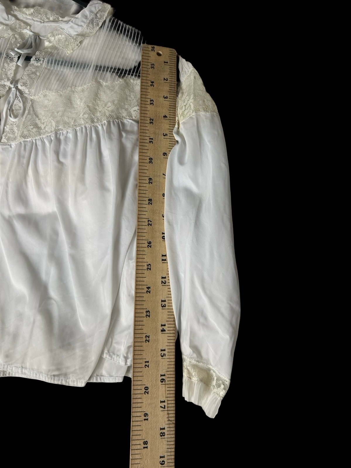 VTG Cropped Bed Jacket Size M Grayish Blue Lace A-line Collared FLAWS READ