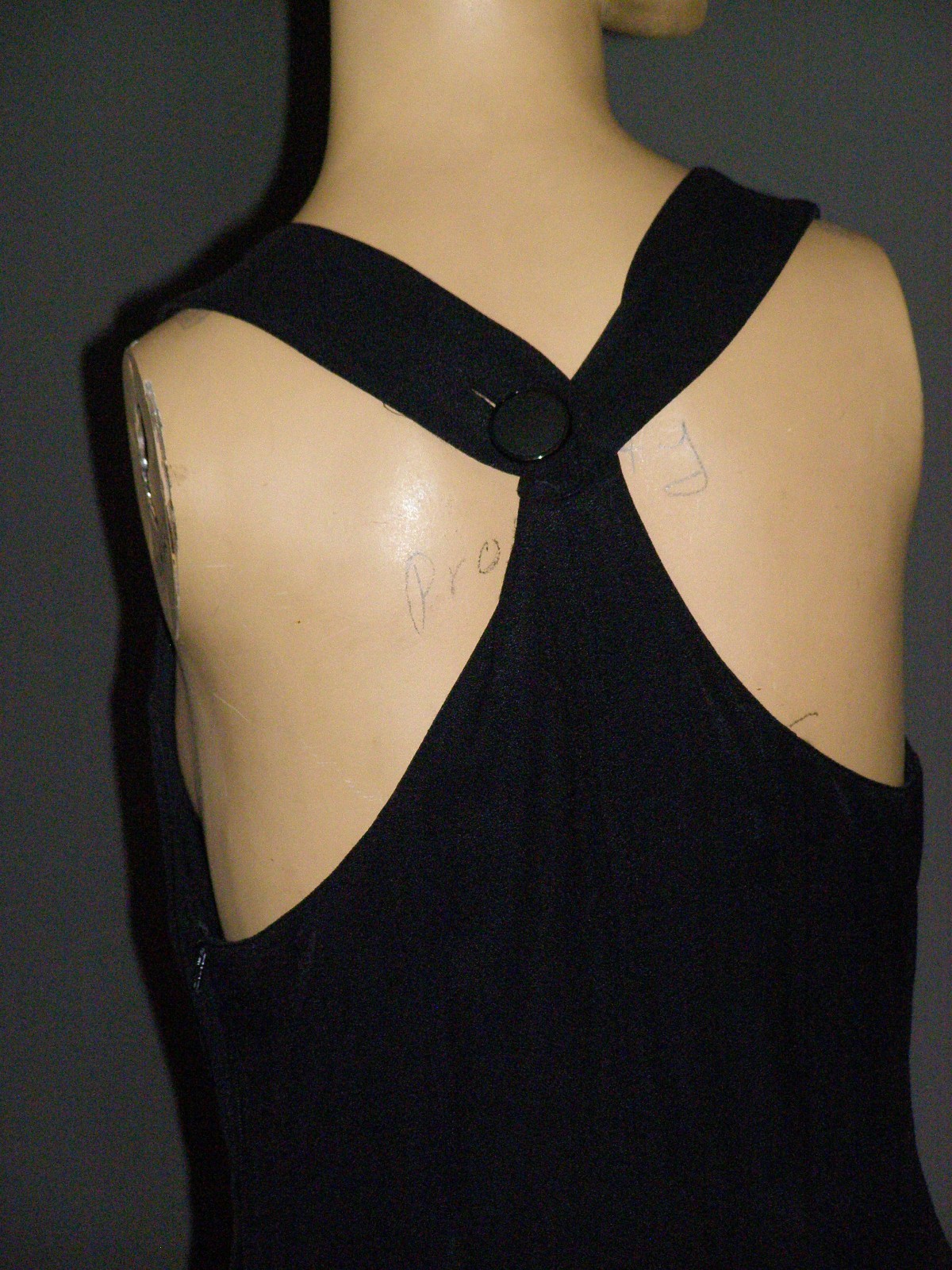 Vintage 80&rsquo;s simple little black mini dress M L CROSS-BACK button HEARTS rayon