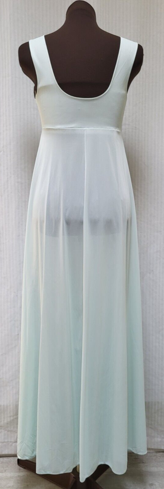 Vintage OLGA Pale Aqua SECRET HUG Nylon Nightgown – Size 34 (Small) EUC
