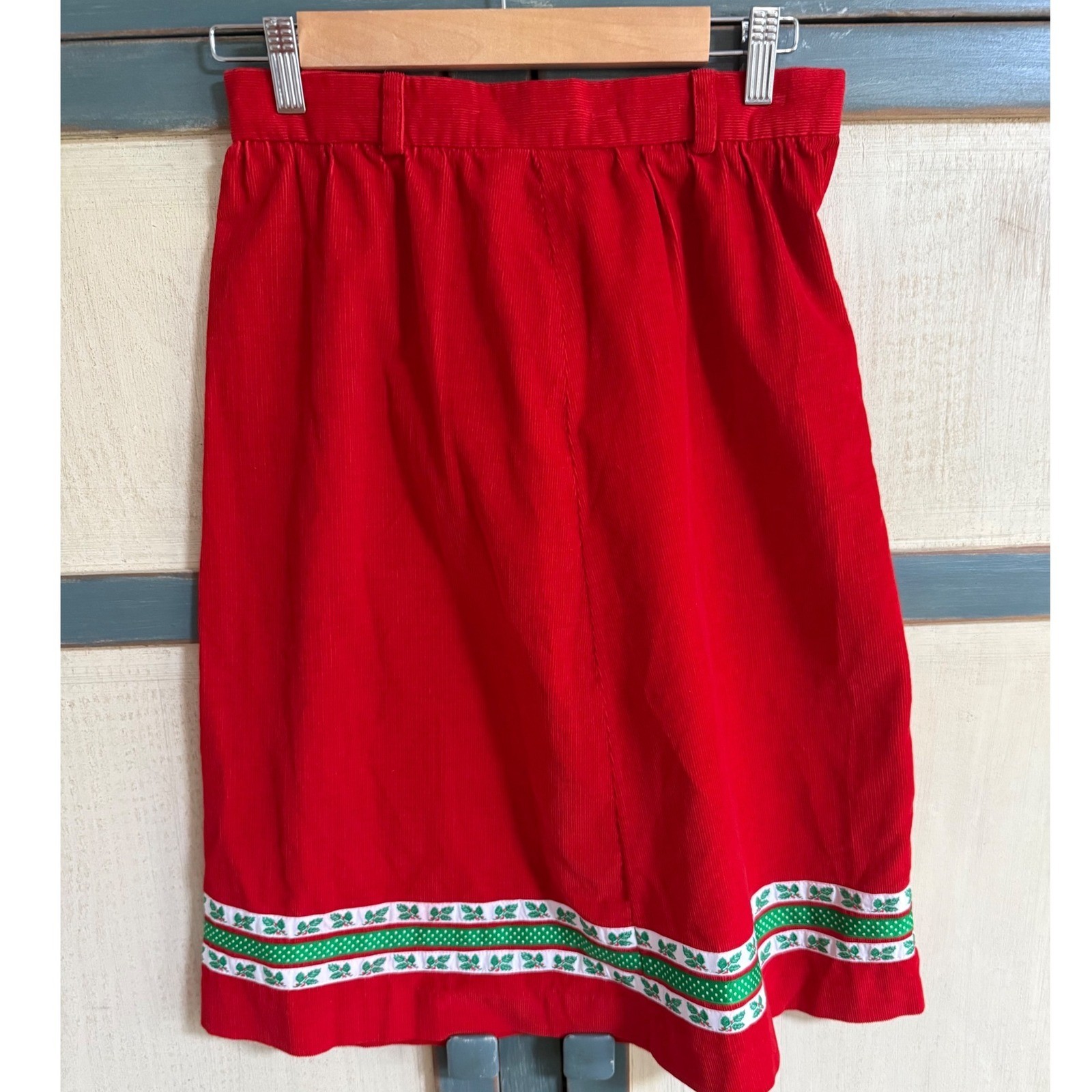 Vintage Red Corduroy Skirt Holly Ribbon Trim Christmas Midi 27 Waist Kitschy