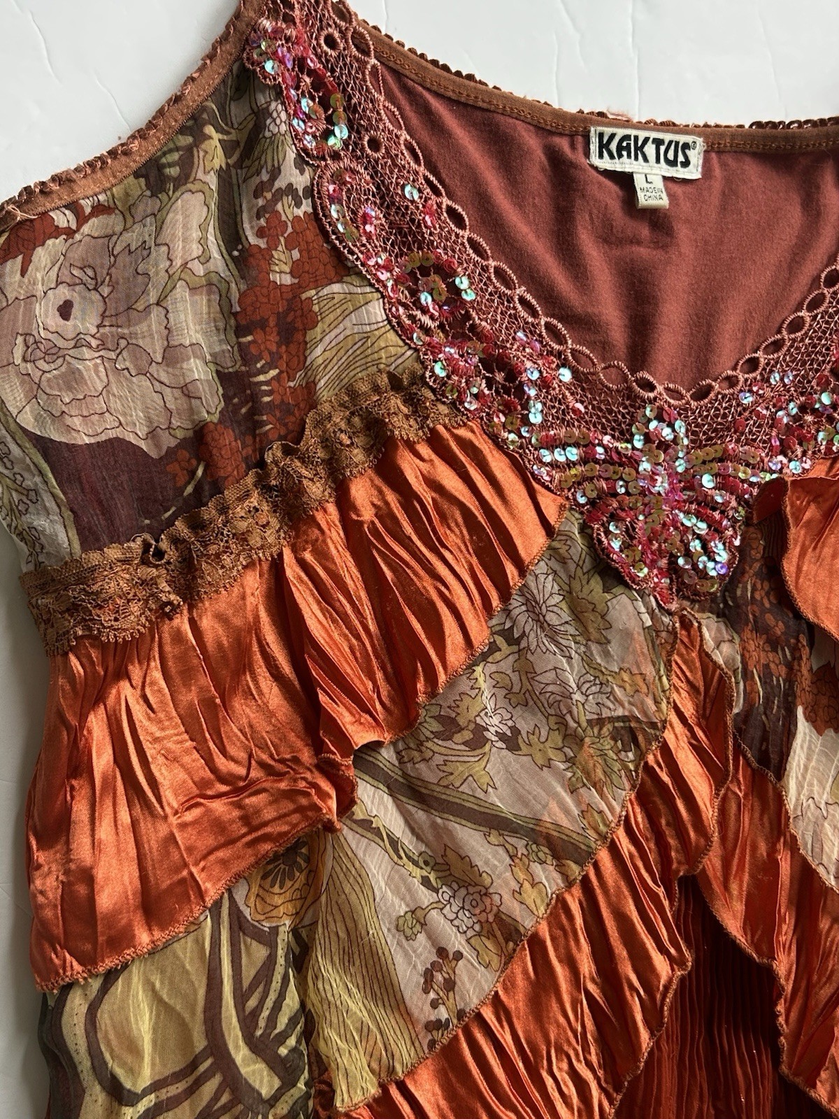 VTG Y2K Tiered Layer Floral Sequin Cami Tank Silk Blend Fairy Goblin Whimsy LARG