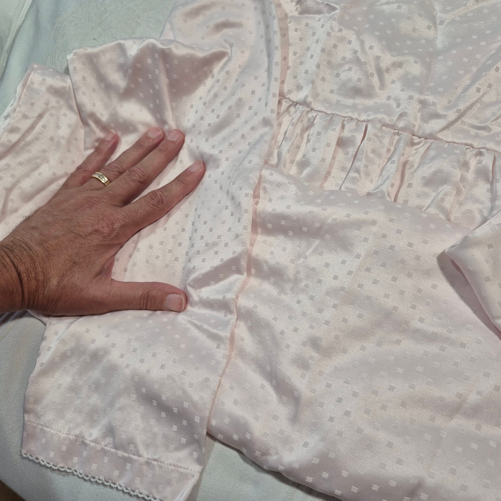 VTG Miss Elaine Pink Check Satin Nightgown Embroidered Floral Size L 90s