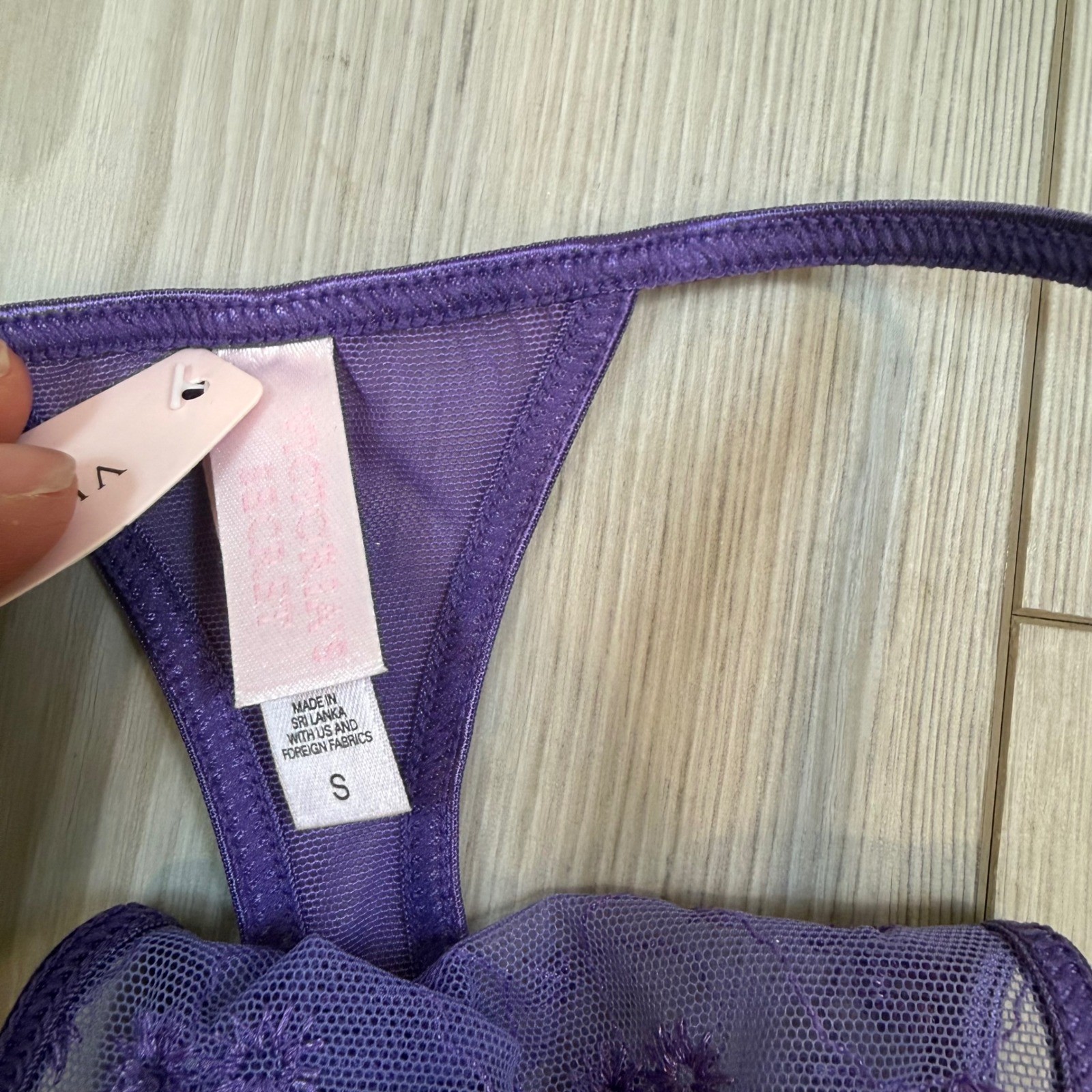 Vintage 2001 Victoria&rsquo;s Secret Purple Floral Mesh Sequin Thong V-String NWT S