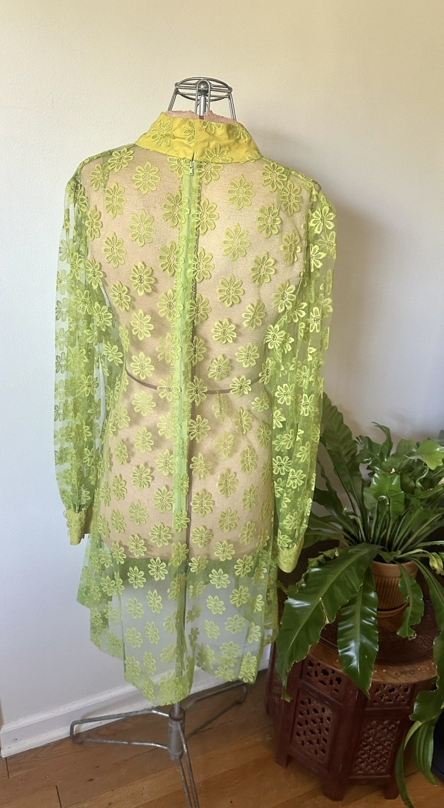 60’s MCM Avocado Green & Yellow Daisy Lace Dress