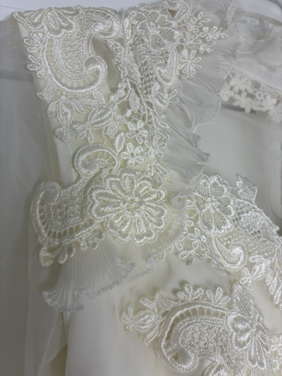 VTG ILGWU Victorian Wedding Dress Gown Sweetheart Neck with Train/Veil 8 Ivory