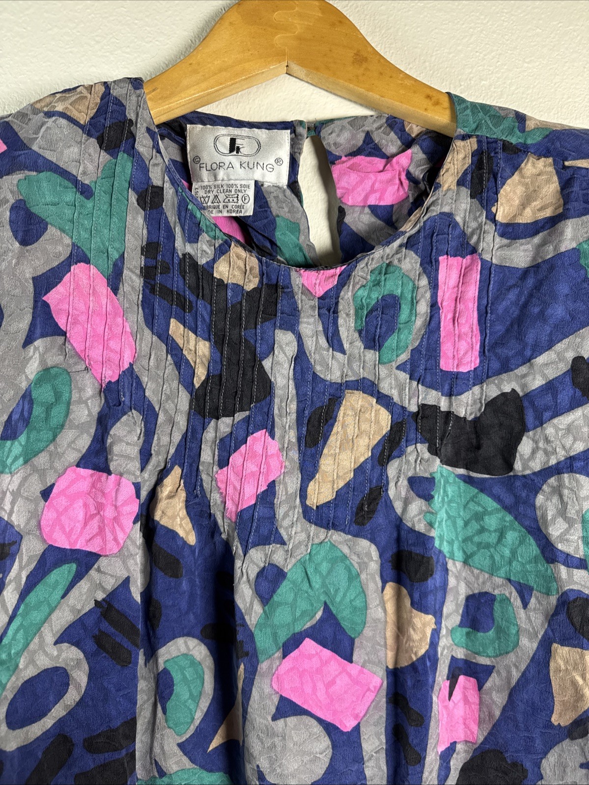 Vintage 80&rsquo;s Flora Kung Abstract multicolor, long sleeve silk Blouse