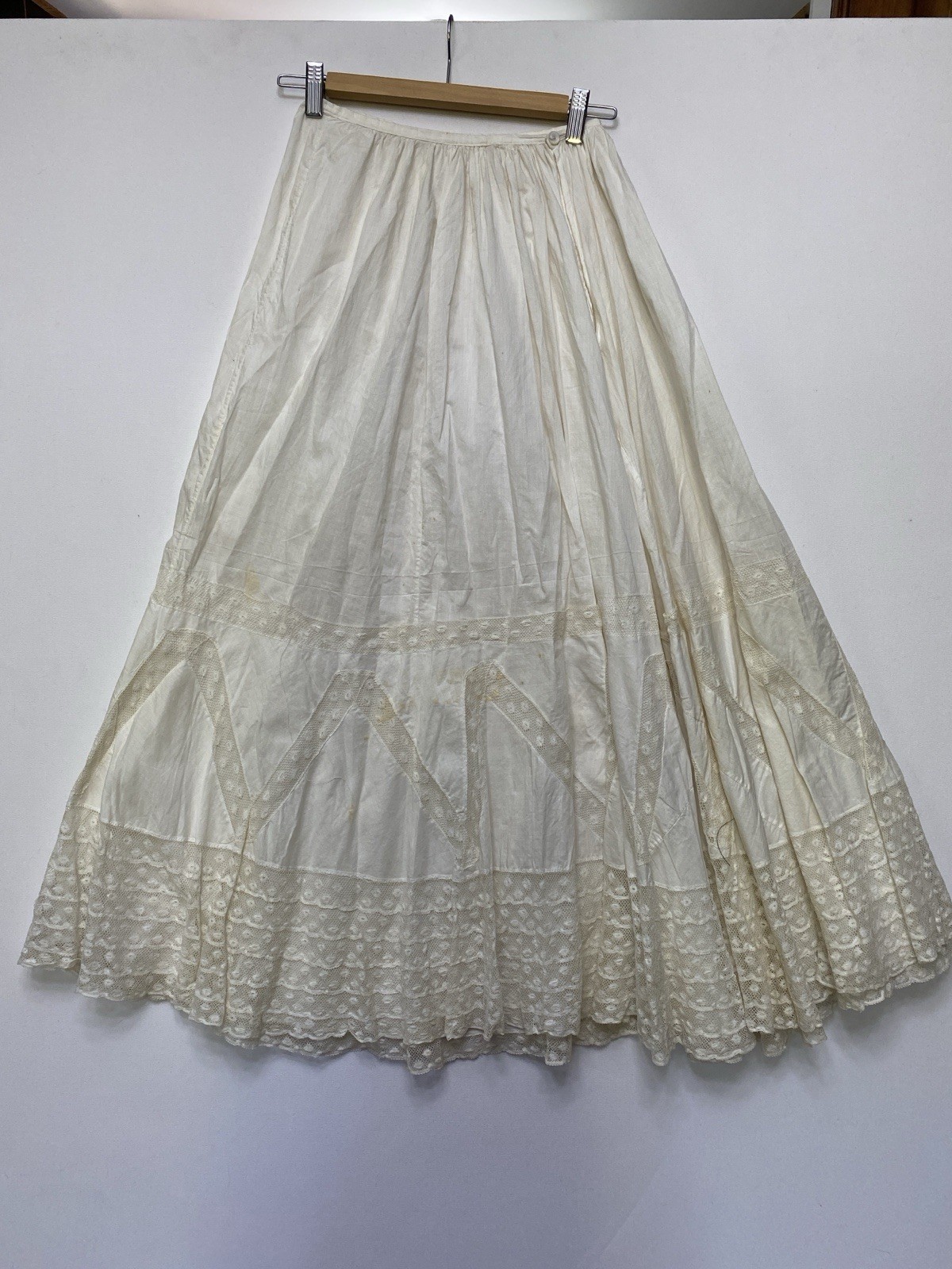 Antique Edwardian XS Skirt French valenciennes Lace Long