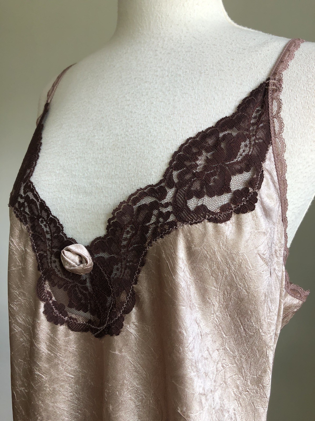 GORGEOUS VTG Dominique & Simone Hand-dyed Silky Satin & Lace Chemise Lingerie M