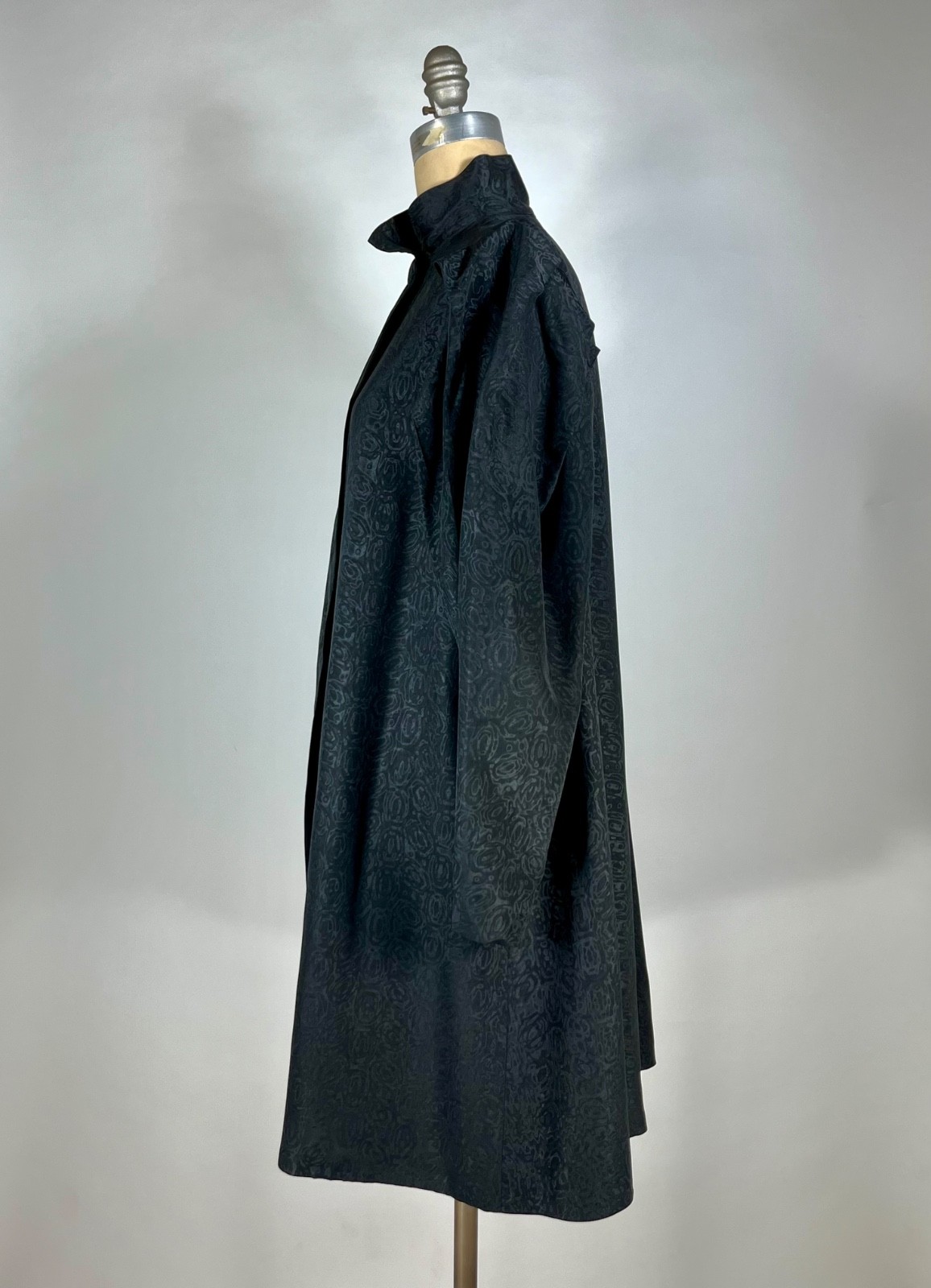 Vintage 1930&rsquo;s black double-faced MOIRE SILK opera coat w/unique shoulder design