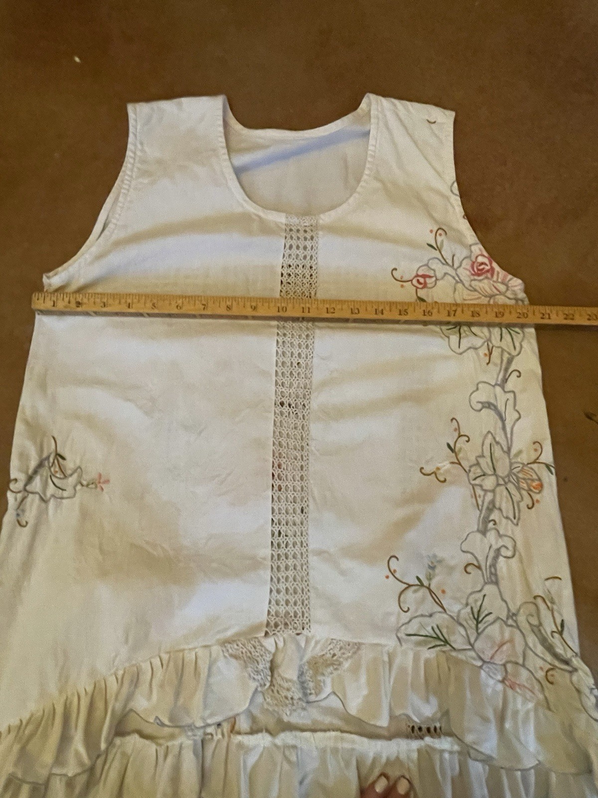Handmade Tunic Embroidered Tablecloth M/L White Sleeveless