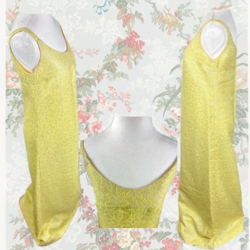 Vintage 1960s Yellow Gold Lurex Daisy Weave Empire Waist Cocktail Dress Size S