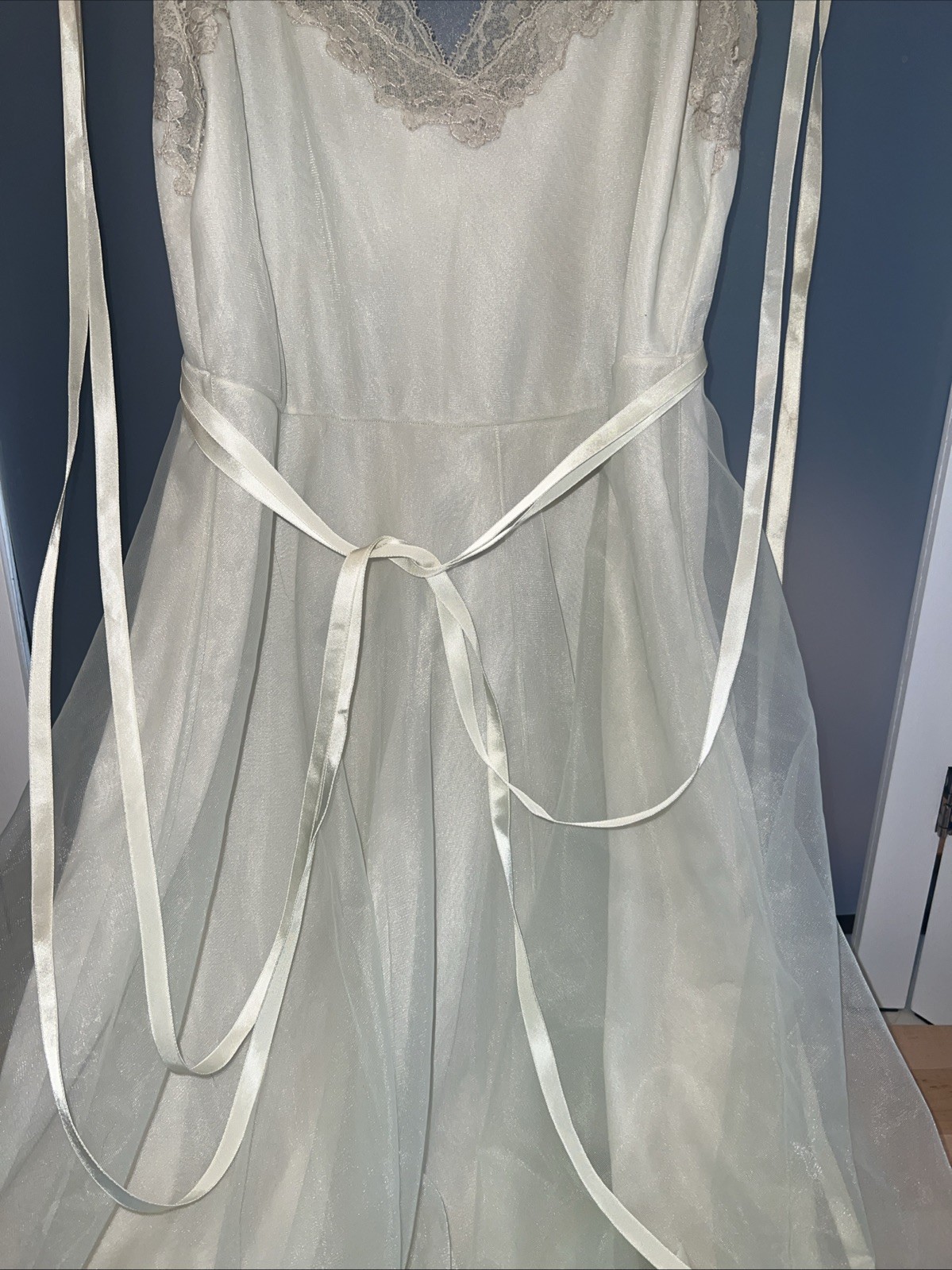 Vintage Sheer Chiffon Lace Subtle Green Nightgown Beige Lace Trim S 50’s