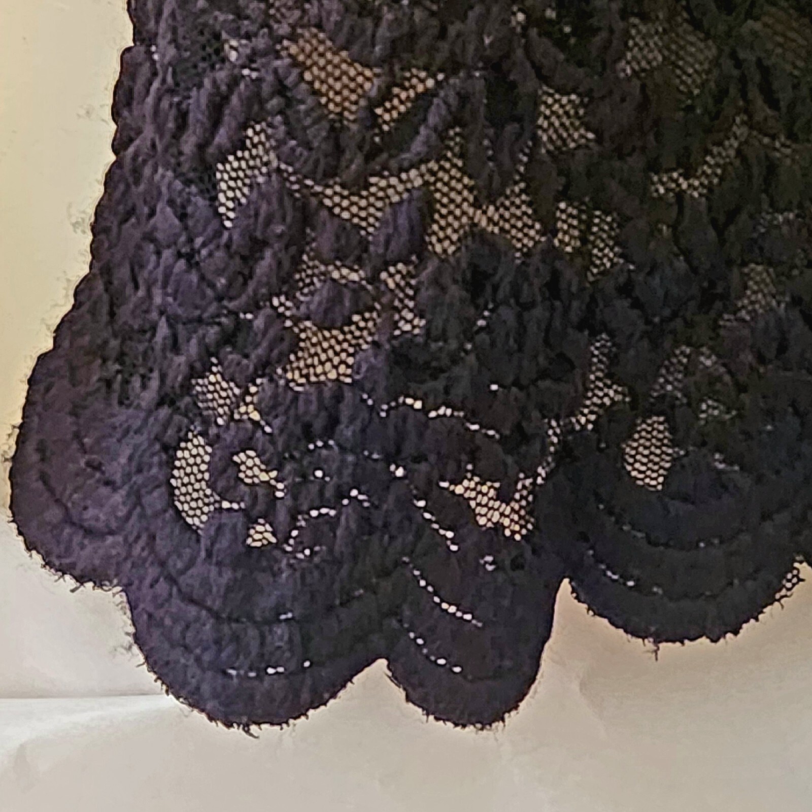 Dress Barn Lace Shrug Bolero Cardigan Black Sheer Scalloped Sexy Small Y2K VTG