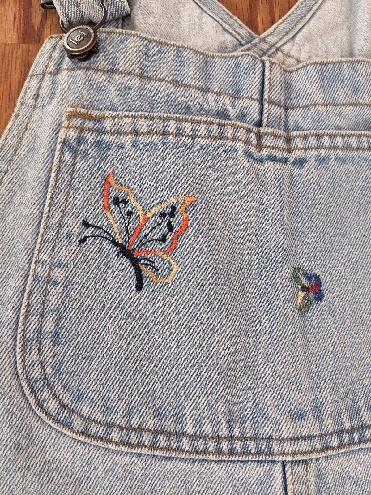 90s Vintage L.E.I. Shortalls lei embroidered overalls bib shorts denim jeans USA