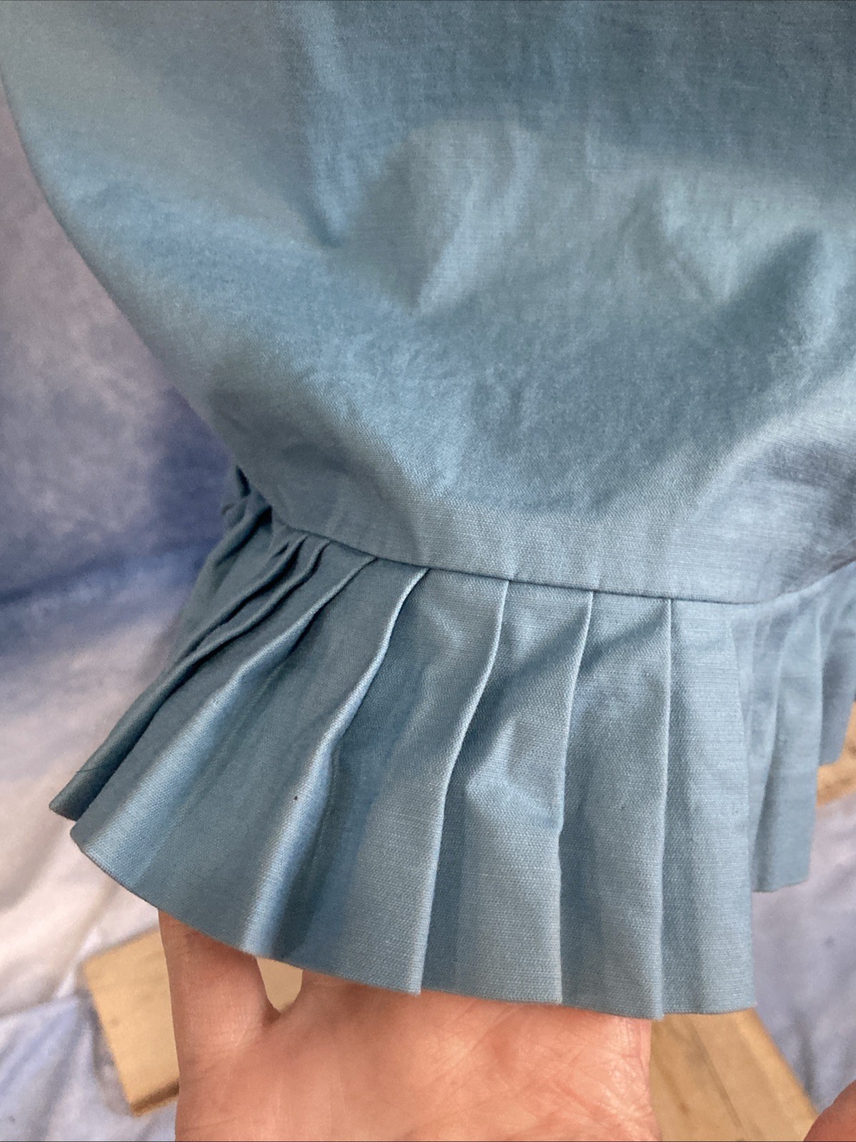 Vintage 1990s ALFANI Skirt Size 6 Light Blue Cotton Silk Blend Lined Ruffle Hem