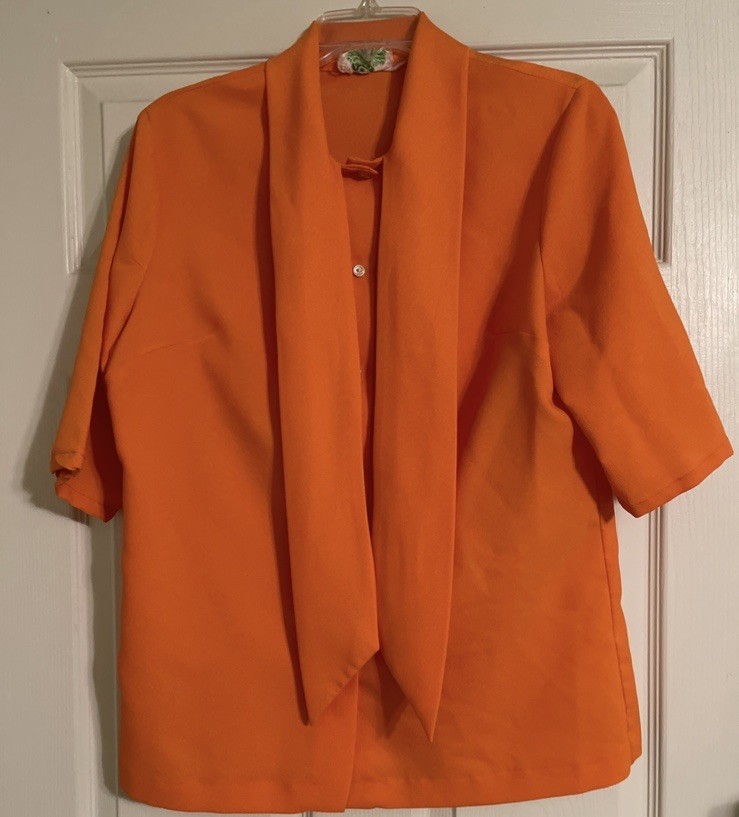 Vintage Douglas Marc Blouse Womens M/L Orange Pussy Bow Pearlized Buttons