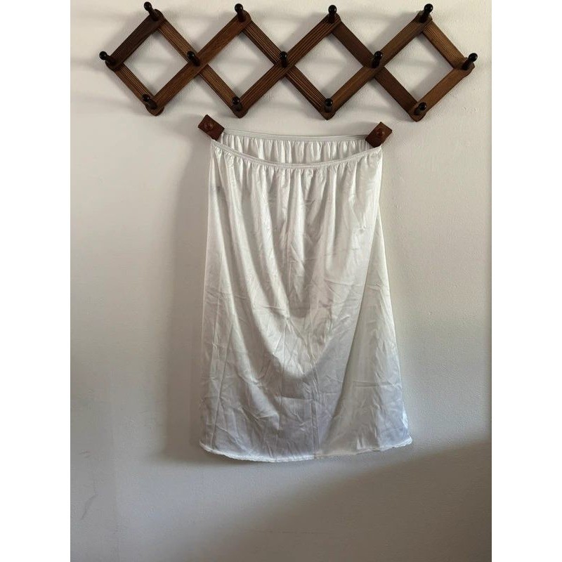 Vintage Vassarette Made in USA White Nylon Half Slip Underskirt XL 24 balletcore