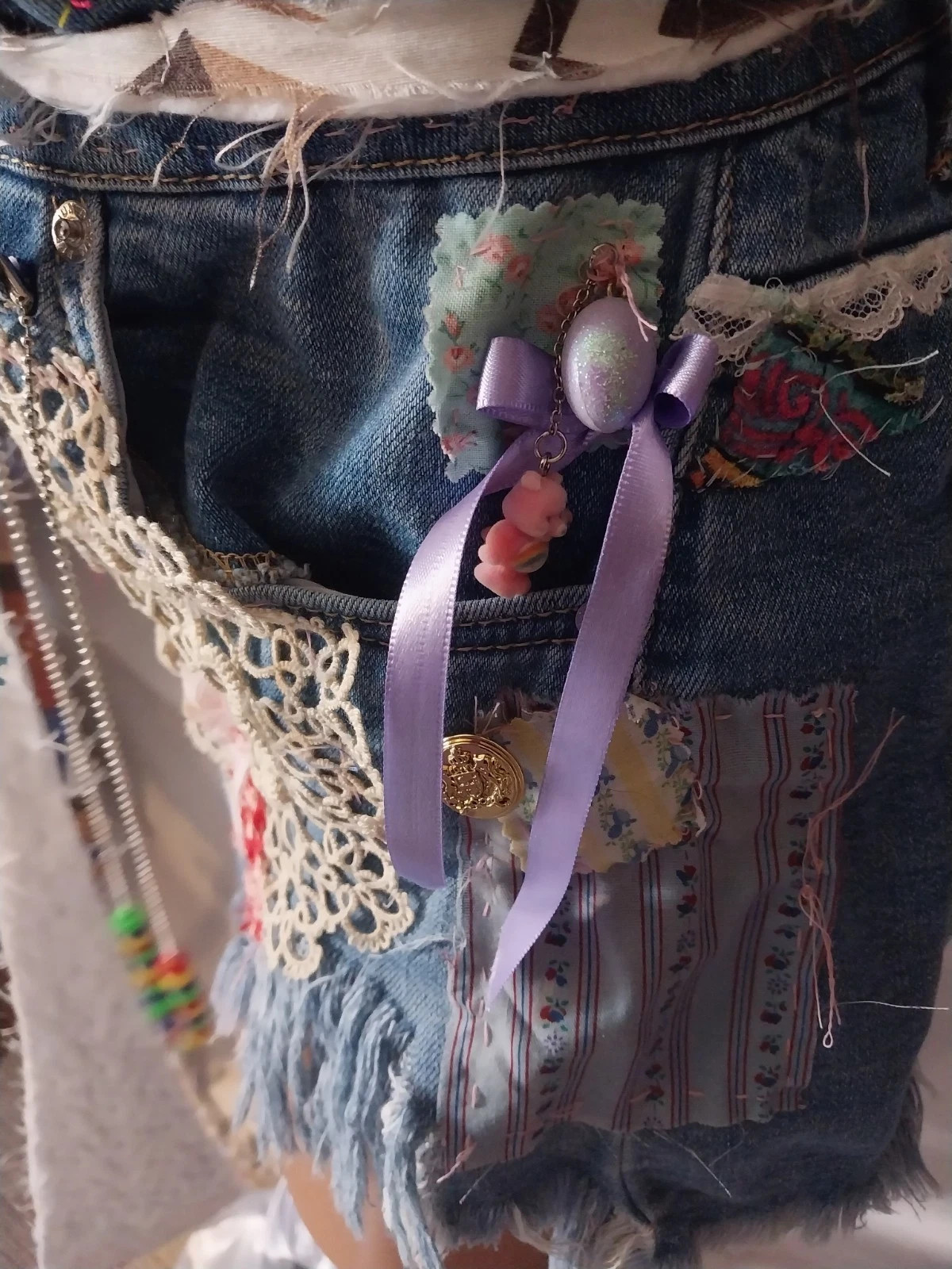 Vtg FRINGE CROCHET REWORKED ART TO WEAR DENIM SHORTS PATCHWORK BOHO HIPPY S