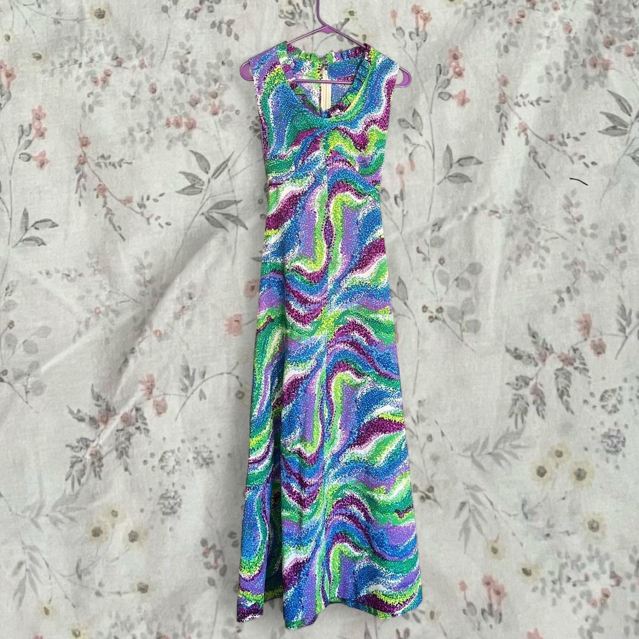 Vintage 70s Psychedelic Maxi Dress Empire Waist Ruffle Waist Tie Swirls Groovy