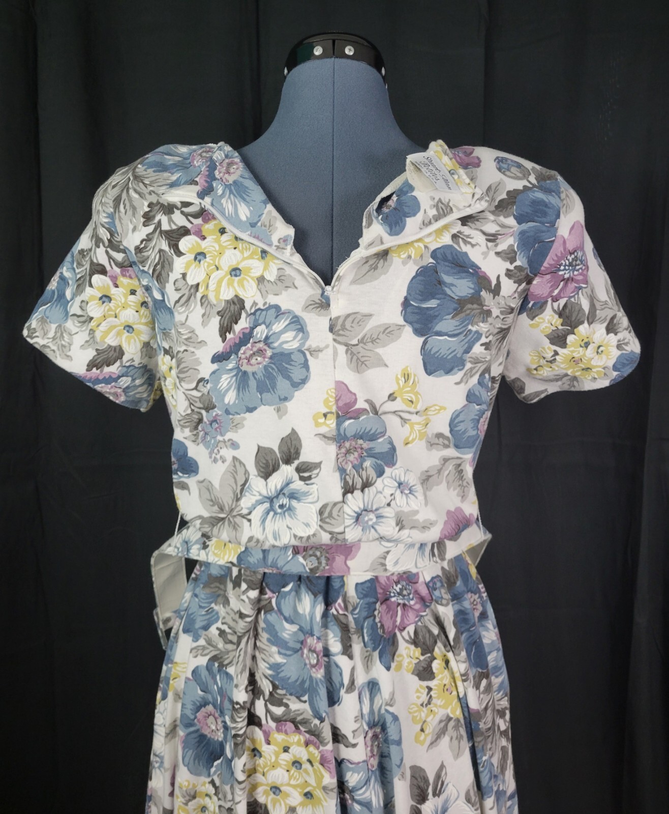 Vtg Stuart Alan Petites White/Blue/Purple Floral Blouson Knit Dress Size 8P