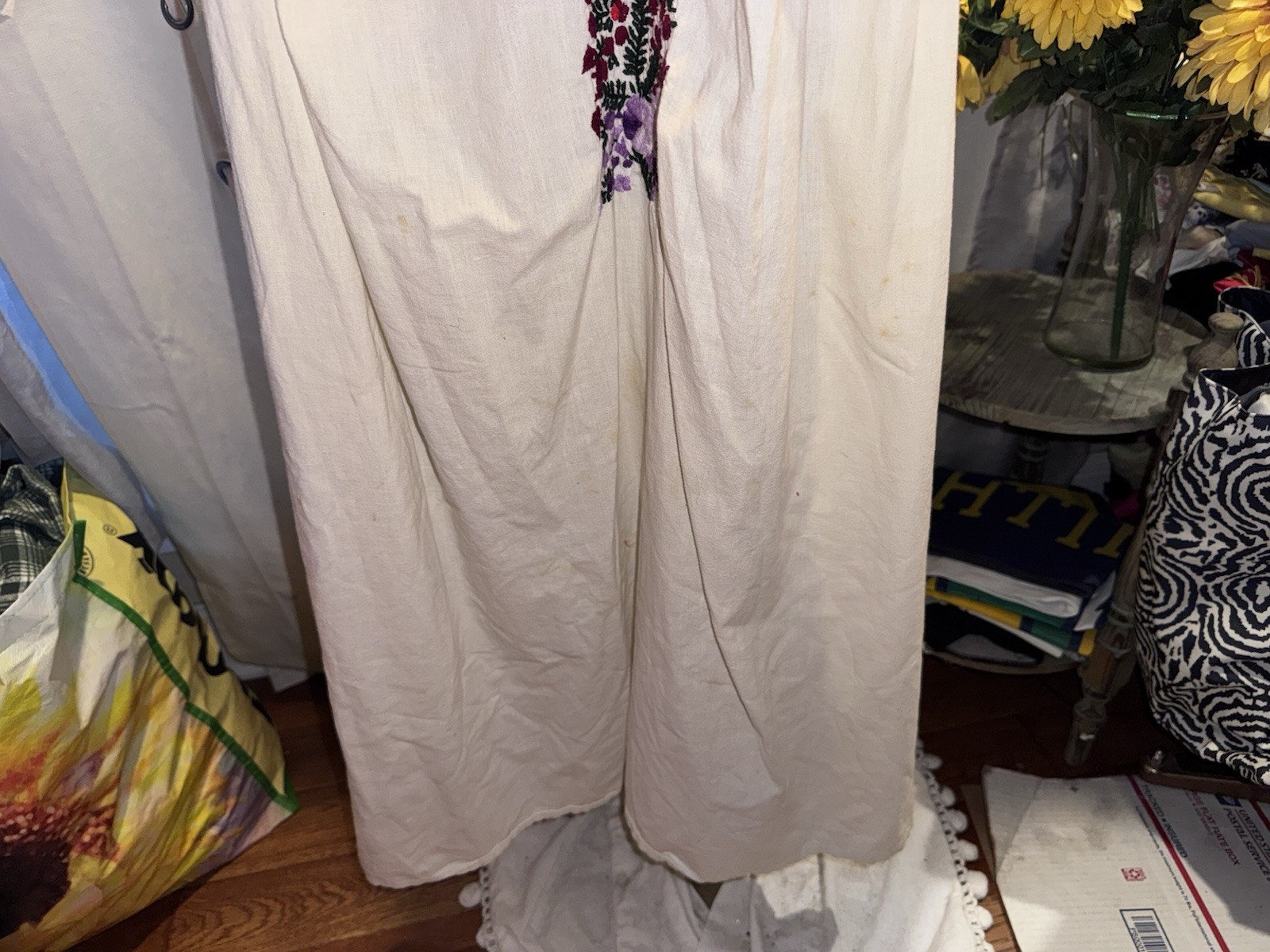 Vintage Oaxacan Mexican 70&rsquo;s Long Dress Off White Cotton Embroidered Floral Sz L