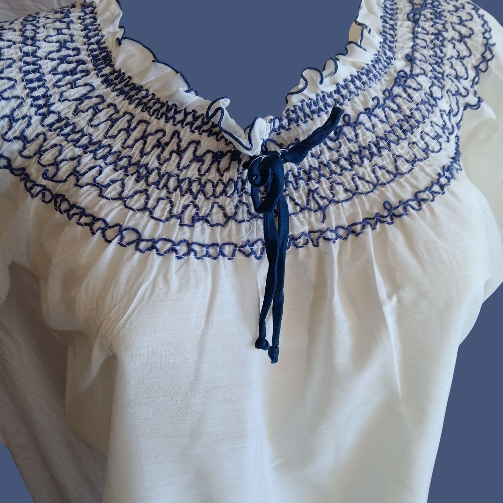 True Vintage 70&rsquo;s Peasant Blouse Medium Embroidery Ruffled Neckline Festival