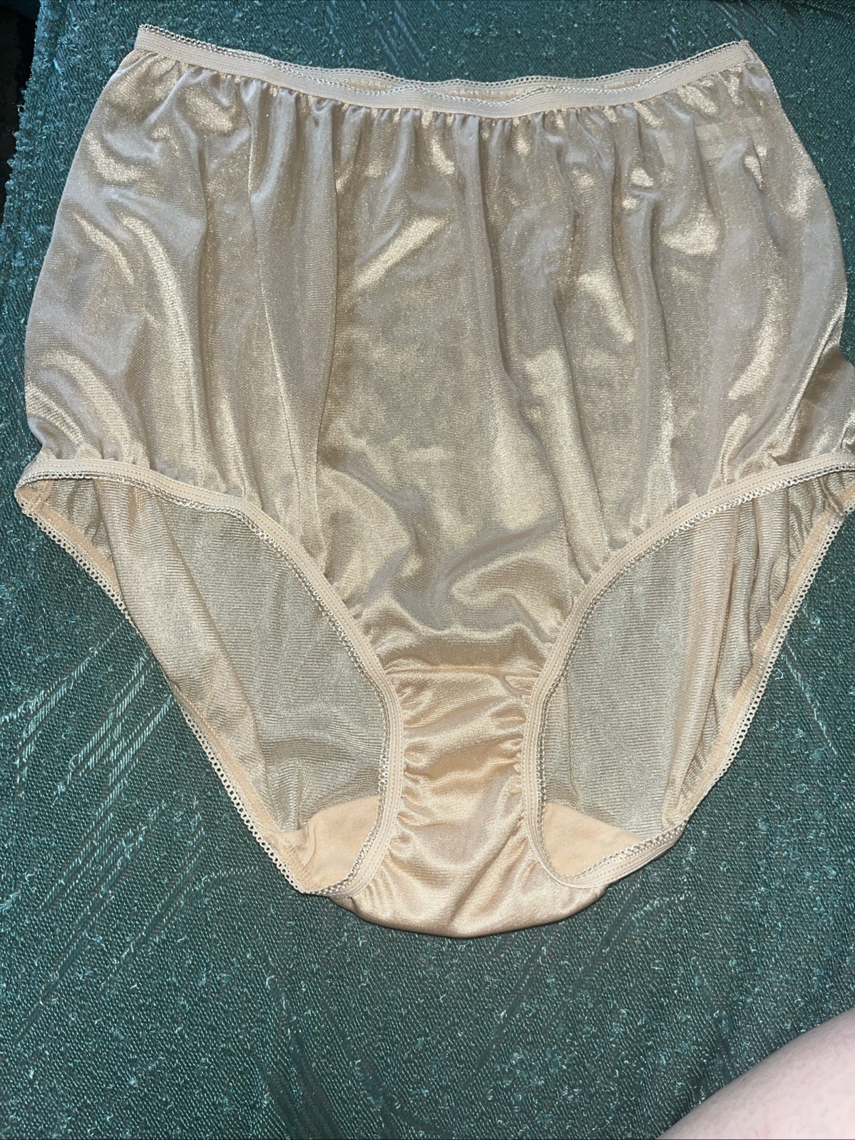 JCPenney Underscore Beige Satin Panties XL Sz 9 Second Skin Briefs Extra Large