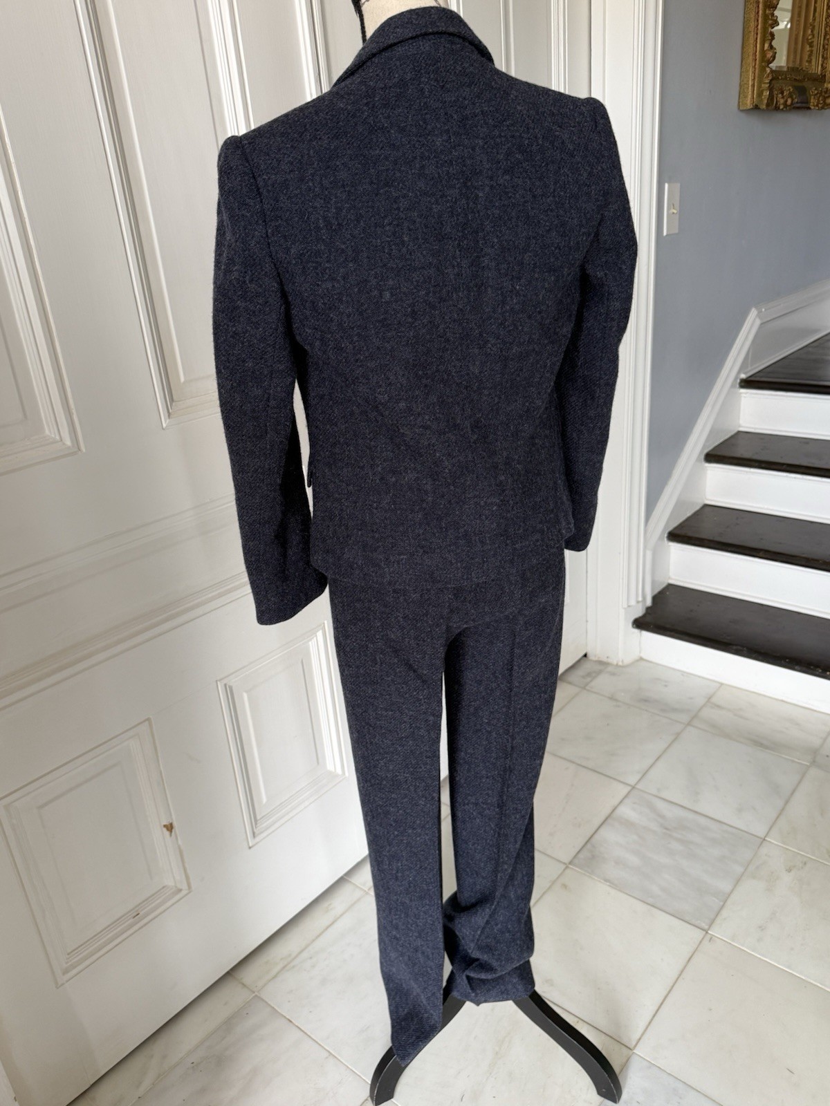 Vintage Intuitions 100 % Wool Dark Blue 2 Piece Pant Suit Ladies Size 6