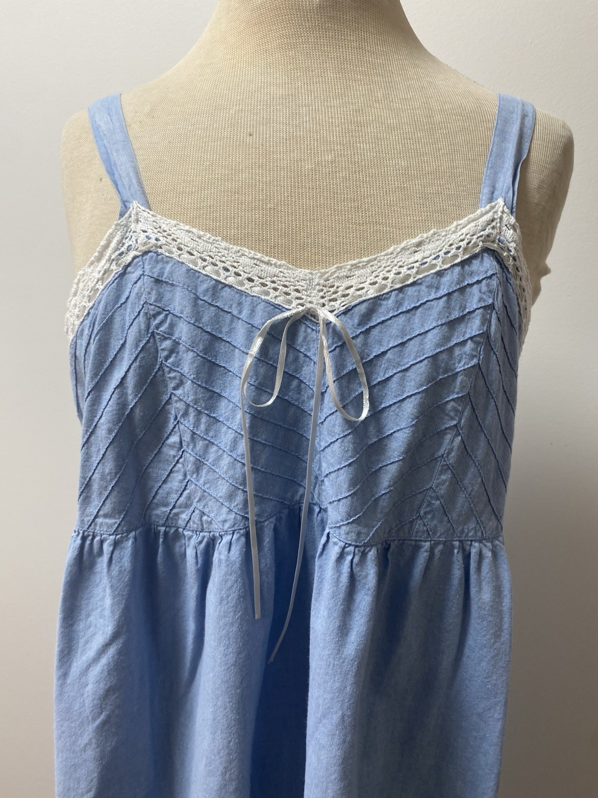Gillian & O’Malley Chambray Crochet Lace Empire Waist Cottagecore Midi Dress L