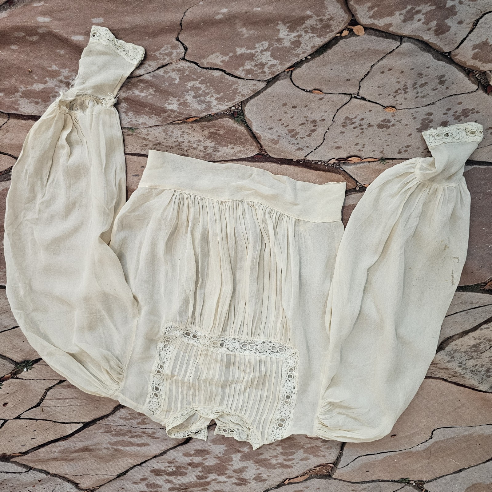 Antique Cream Lace Blouse w/ Puffy Sleeves Chiffon Prairie 1910s 1900s Top Shirt