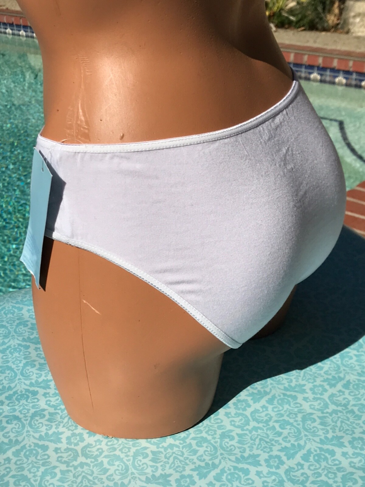 Vintage 💝 Size:6/M – MODAL ‘SOFTER THAN SILK’ White Panties Women’s Briefs (1)